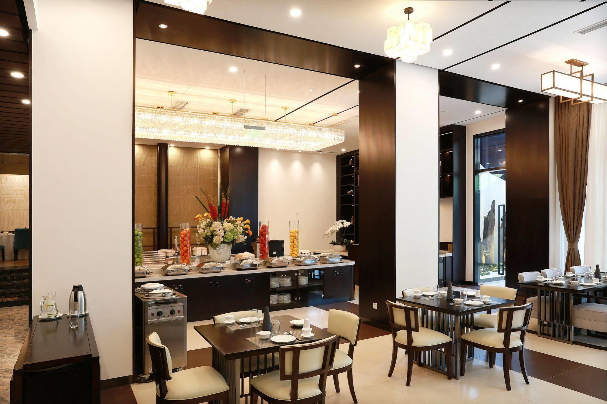 Benjoy Hotel - Jinqiao Branch Xangai Exterior foto