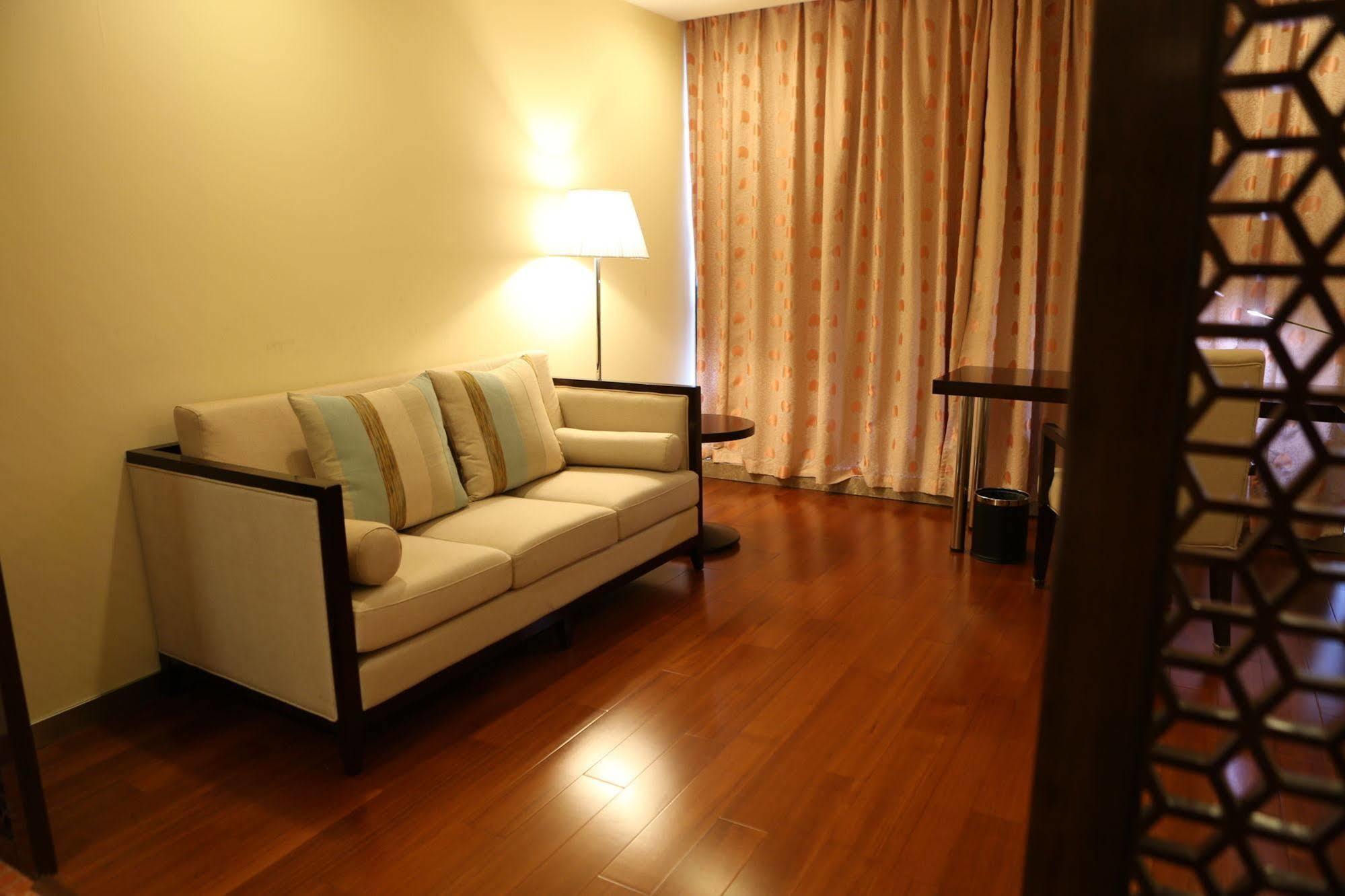 Benjoy Hotel - Jinqiao Branch Xangai Exterior foto